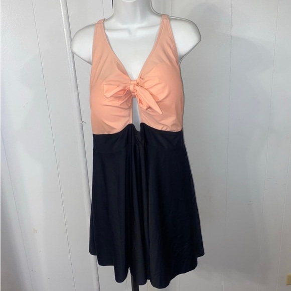 Nleyook Women’s Plus Size Cut Out Swimsuit One Piece NWT size 24 - Picture 2 of 12